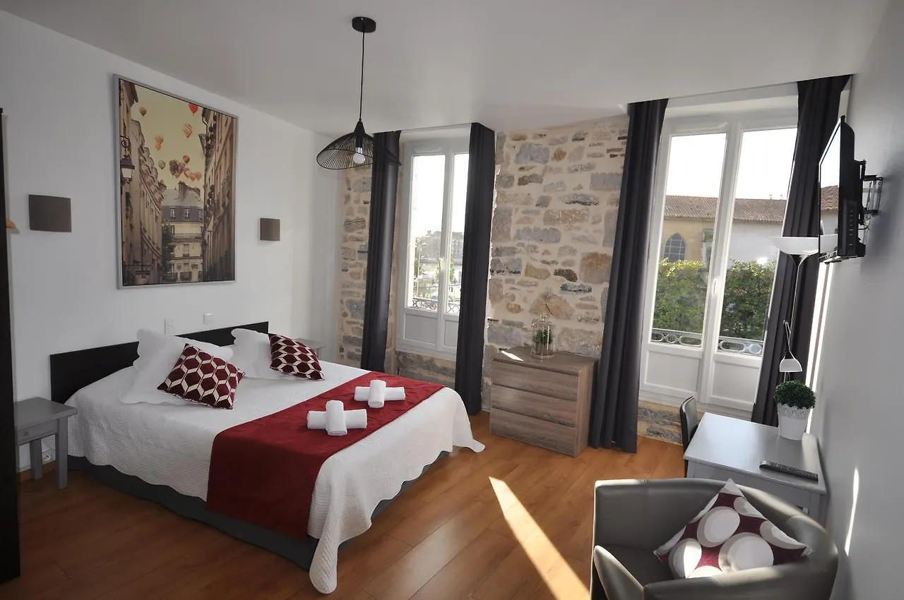 Hotel Cote Basque Bayonne 2*,