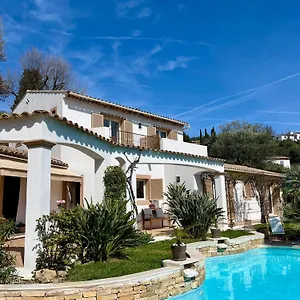 Bed & Breakfast La Dolce Frankrike