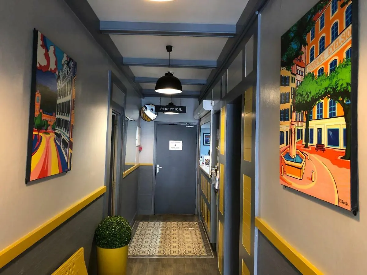 **  Hotel Cote Basque Bajonna Francja
