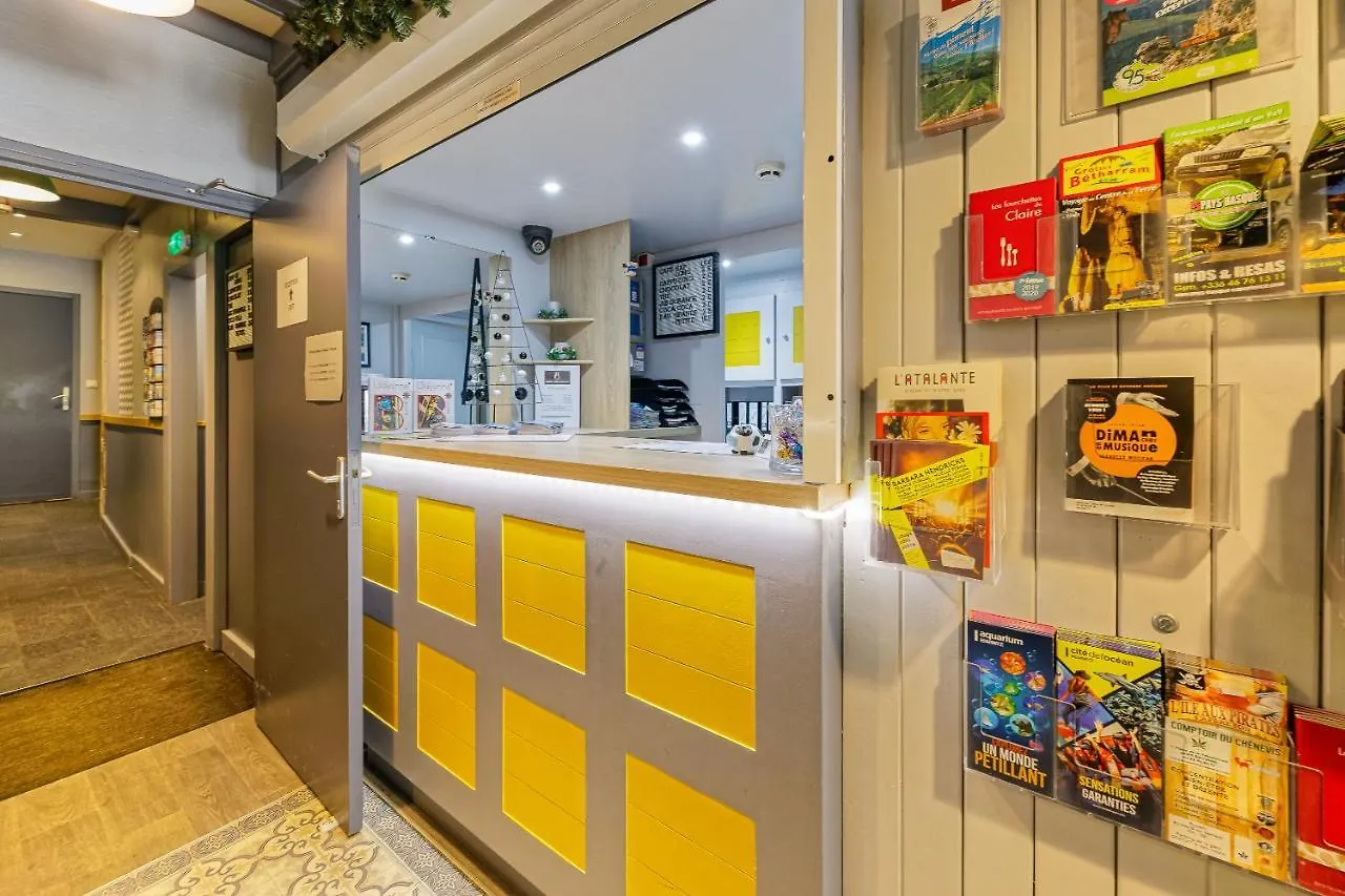 **  Hotel Cote Basque Bajonna Francja